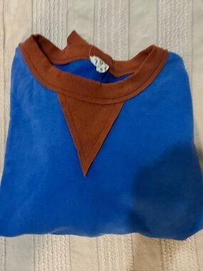 Pol - Women’s Sweatshirt